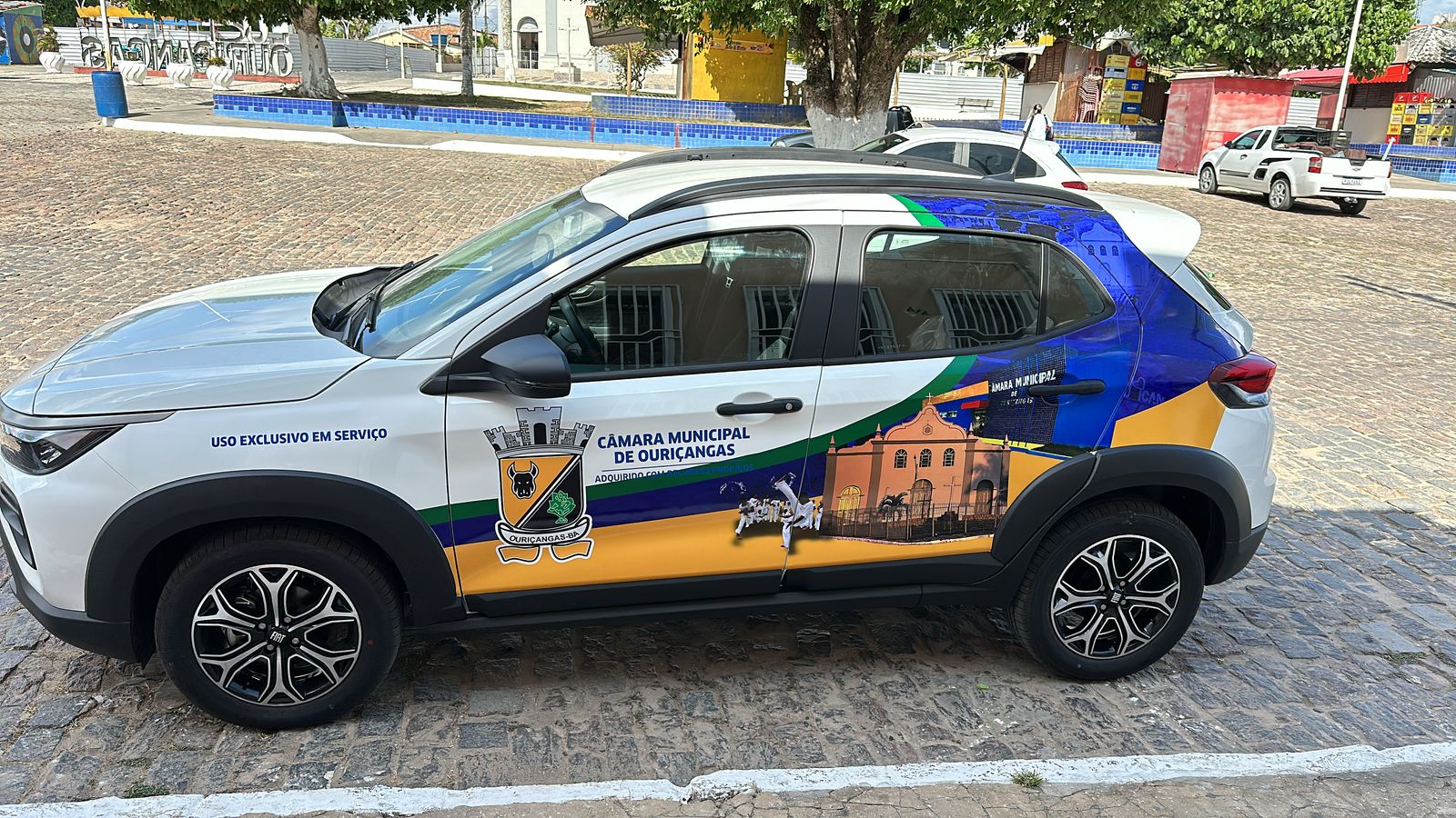 Carro pós plotagem